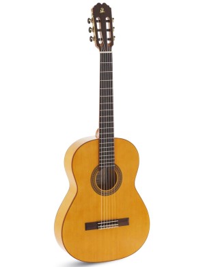 Класична гітара ADMIRA Triana Satinada