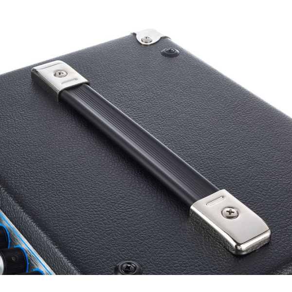 Бас-гітарний підсилювач-голова AMPEG MICRO-VR