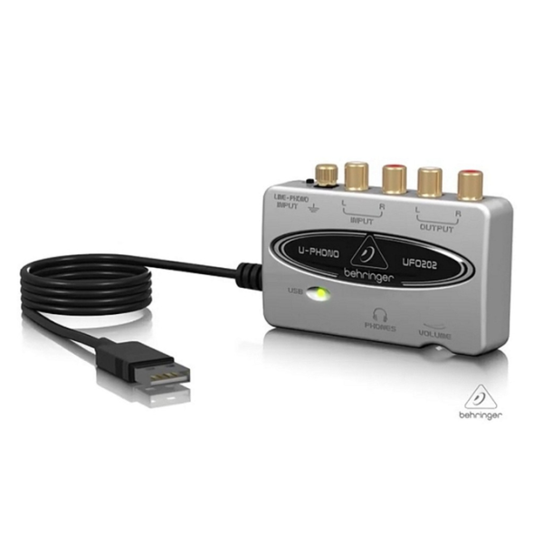 Звукова карта Behringer UFO202