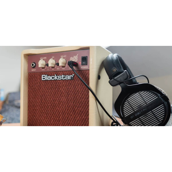 Гітарний комбопідсилювач Blackstar Debut 10E Cream