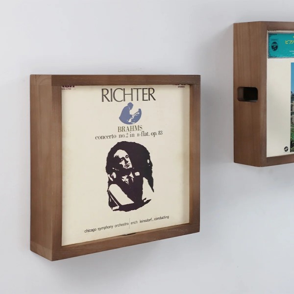 Рамка настінна для зберігання платівок GOKA GK-R76 Рамка настінна для зберігання платівок GOKA GK-R76