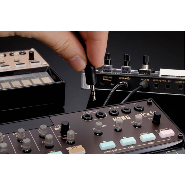 Синтезатор KORG VOLCA-FM2 Синтезатор KORG VOLCA-FM2