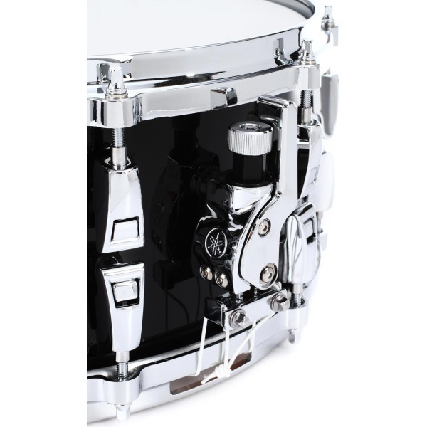 Малий барабан YAMAHA AMS1460 14 Absolute Hybrid Maple Snare 14 (Solid Black)
