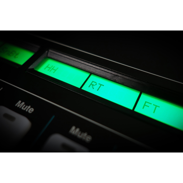 Цифровий мікшерний пульт Allen Heath SQ-6