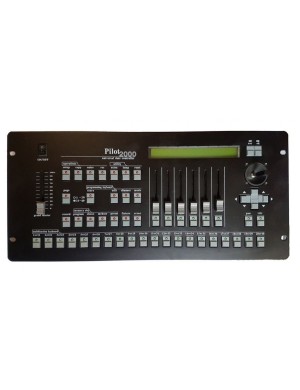 DMX Контроллер Emiter-S PR-3512AC Pilot 2000 Controller в транспортировочном кейсе DMX Контроллер Emiter-S PR-3512AC Pilot 2000 Controller в транспортировочном кейсе