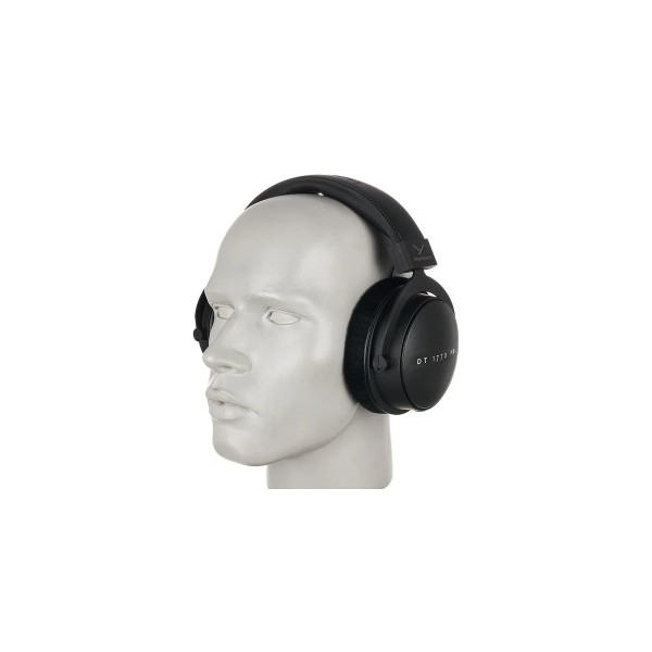 Студійні навушники Beyerdynamic DT 1770 PRO MK II