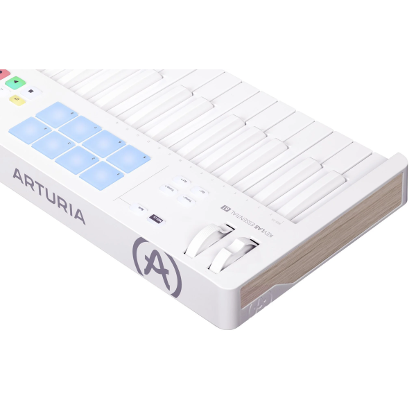 MIDI-клавіатура Arturia KeyLab Essential 61 mk3 Special Edition Alpine White