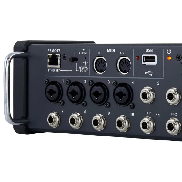 Цифровий мікшерний пульт Behringer XR12