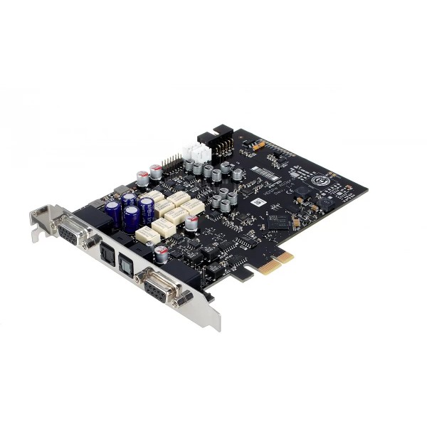 Звукова карта RME HDSPe AIO Pro